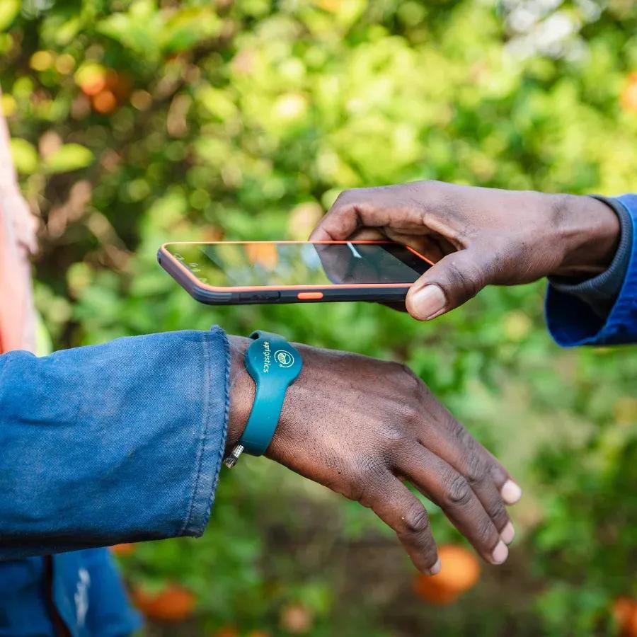 rfid wristband and device clocking